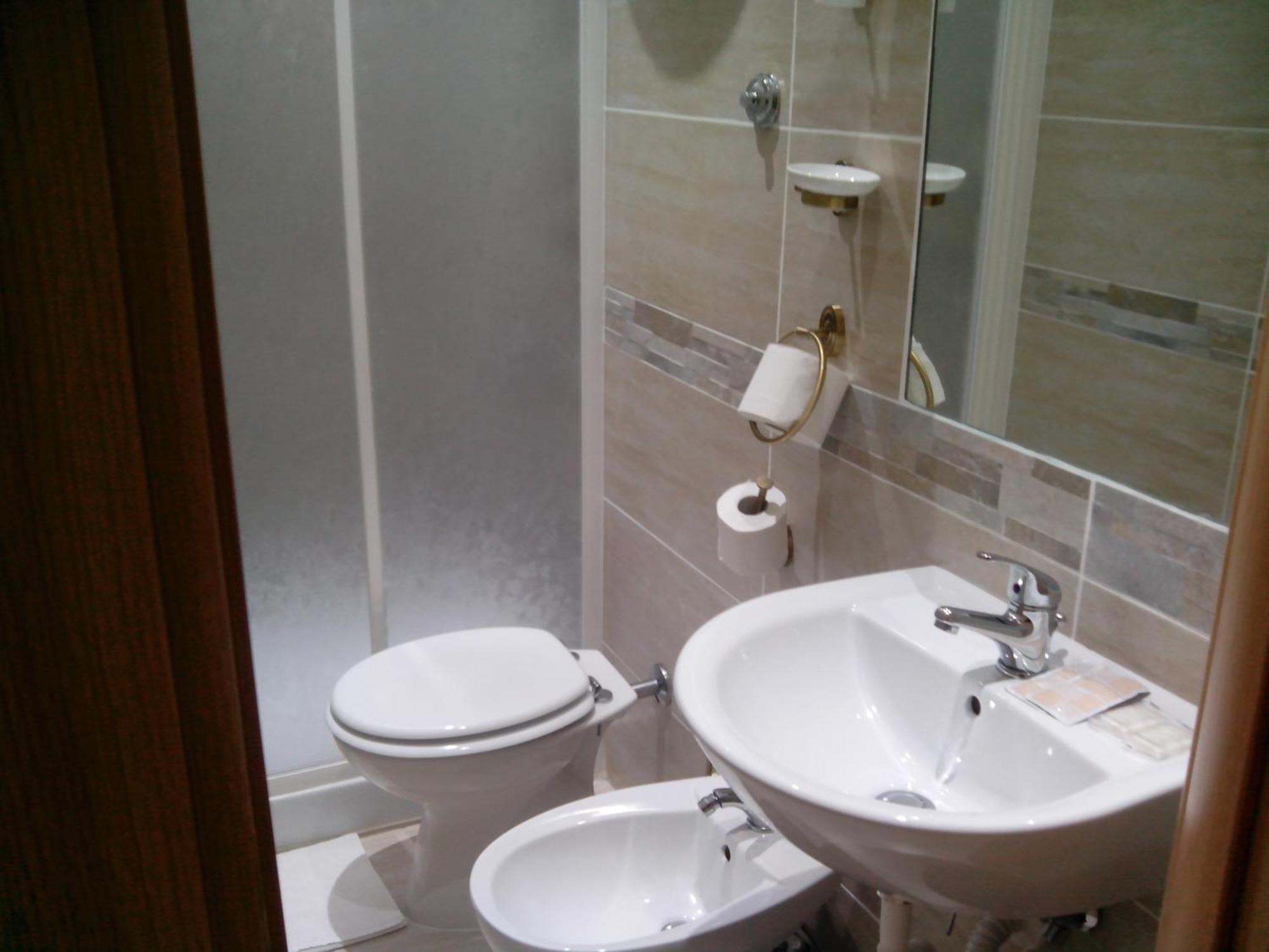Guest House Hola Roma Kültér fotó
