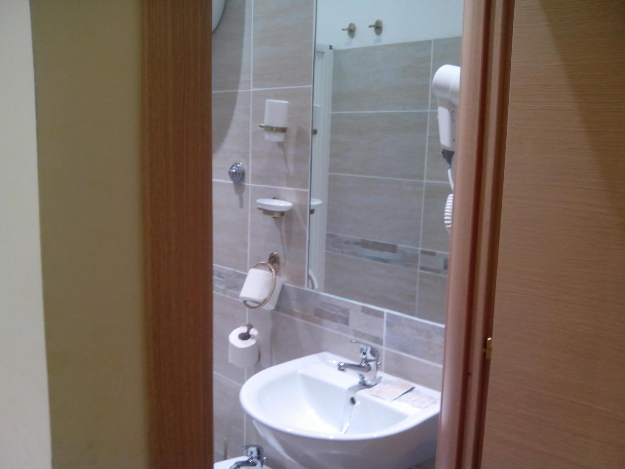 Guest House Hola Roma Kültér fotó